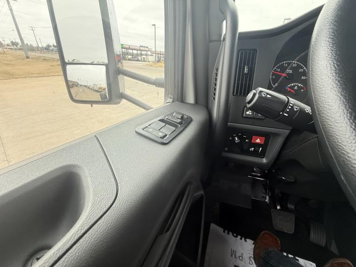 2026 Peterbilt 548-29