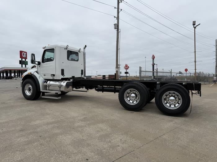 2026 Peterbilt 548-8