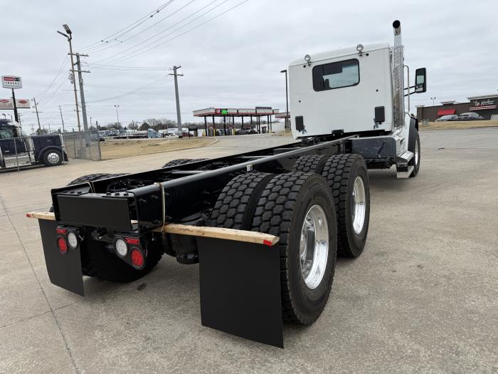 2026 Peterbilt 548-14