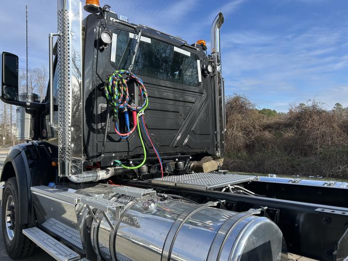 2026 International HX620-15