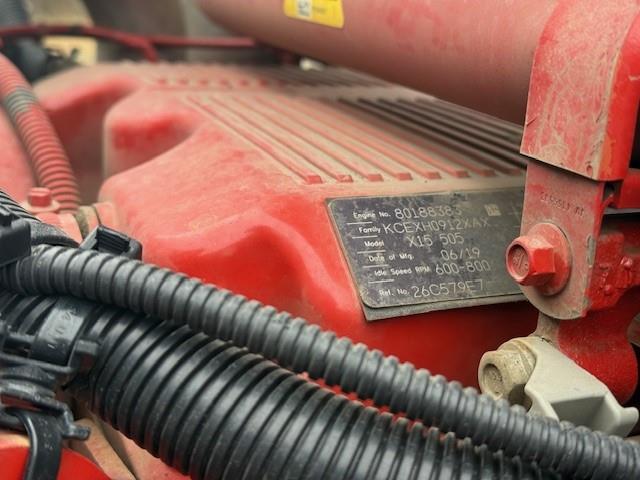 2020 International HX620-13