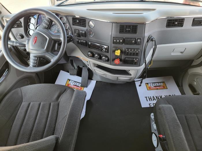 2021 Peterbilt 579-11