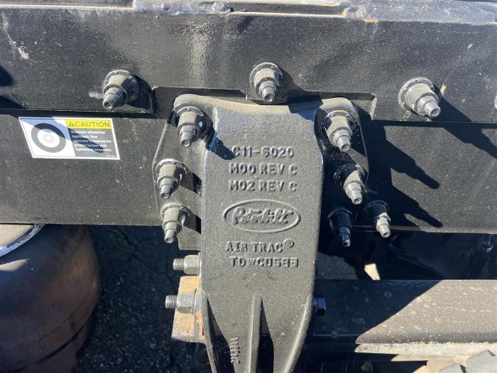 2020 Peterbilt 567-8