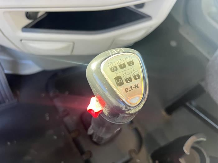 2020 Peterbilt 567-18