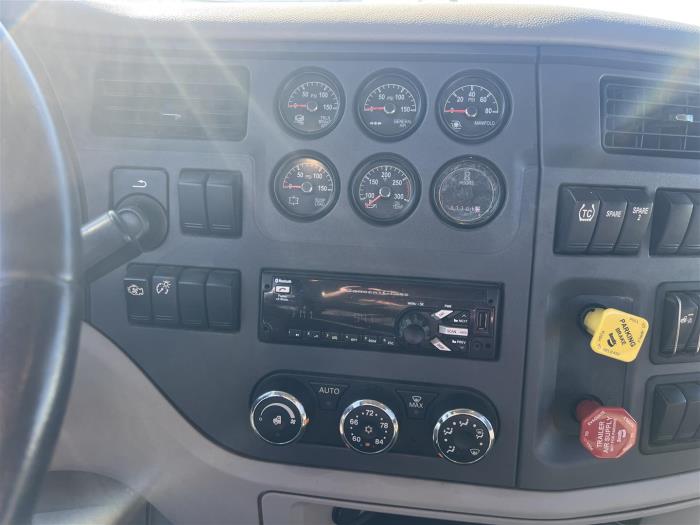 2020 Peterbilt 567-20