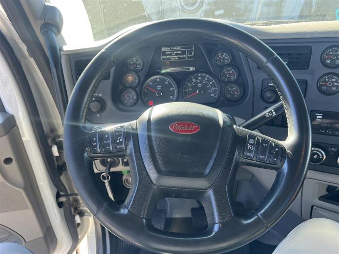2020 Peterbilt 567-21