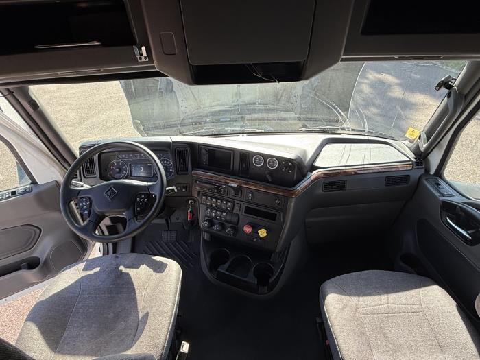 2020 International LT625-14