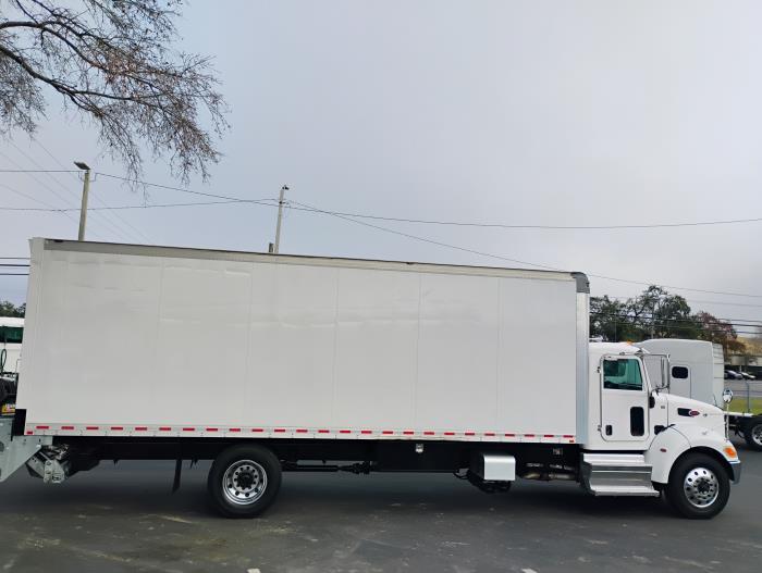 2020 Peterbilt 337-12