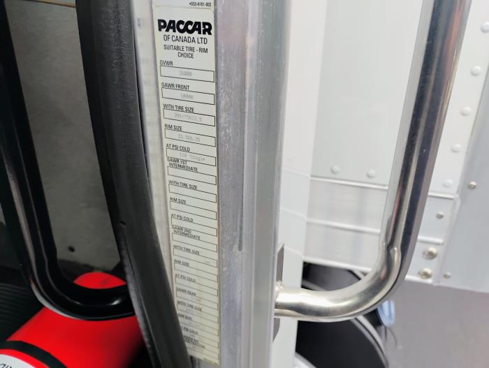 2020 Peterbilt 337-19