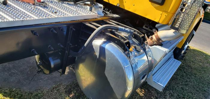 2020 Peterbilt 567-7