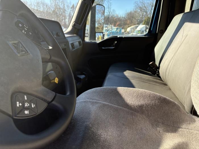 2020 International MV607-8