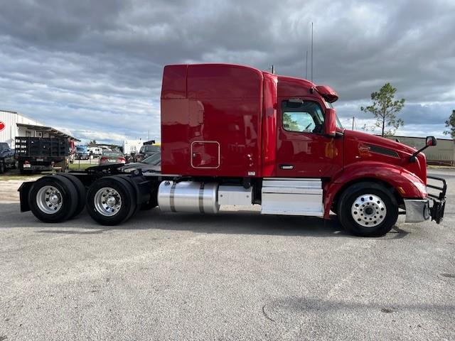 2022 Peterbilt 579-11