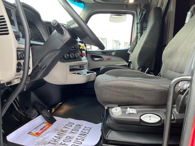 2022 Peterbilt 579-18