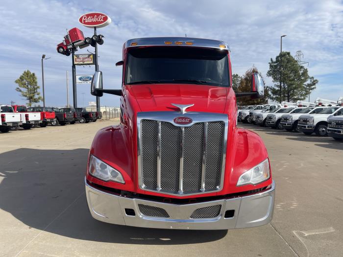 2023 Peterbilt 579-1