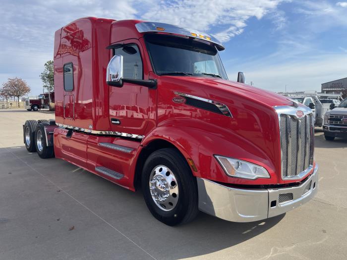 2023 Peterbilt 579-2