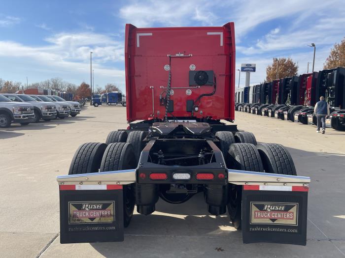 2023 Peterbilt 579-9