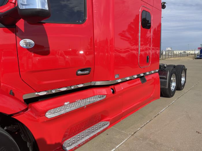 2023 Peterbilt 579-14