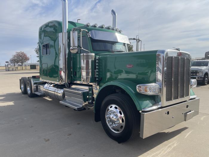2024 Peterbilt 389-2