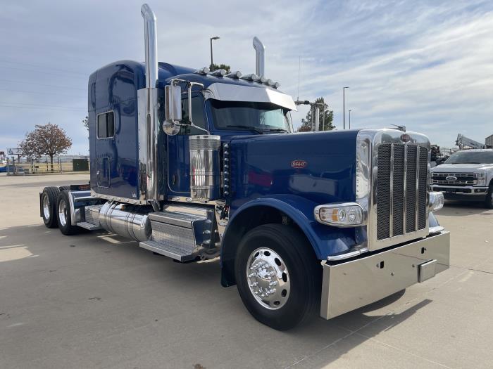 2024 Peterbilt 389-2