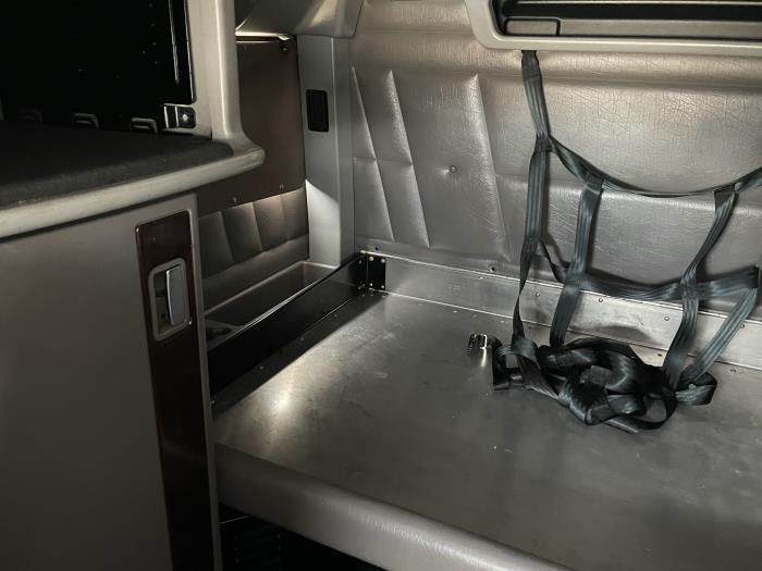 2023 Peterbilt 389-25