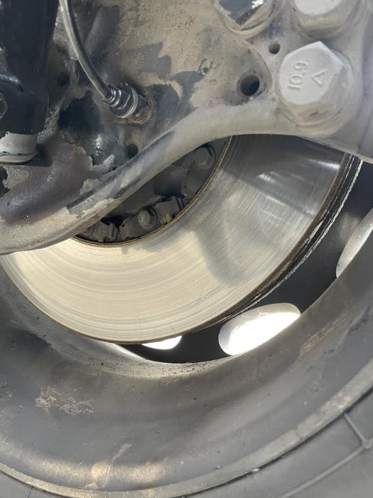 2023 Peterbilt 389-31