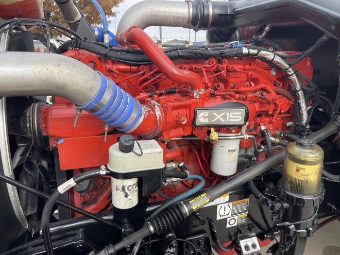 2022 Peterbilt 389-26