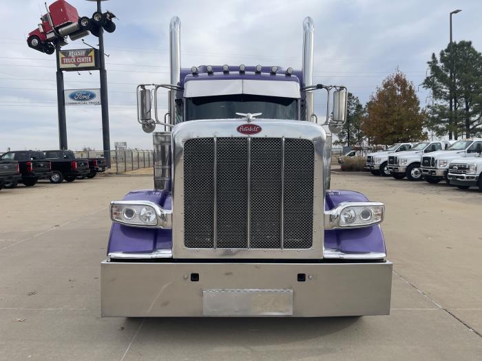 2024 Peterbilt 389-1