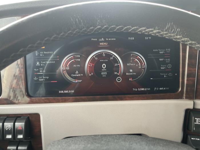 2024 Peterbilt 389-18