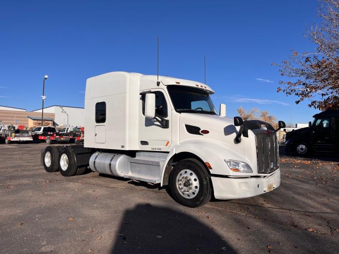 2022 Peterbilt 579-3
