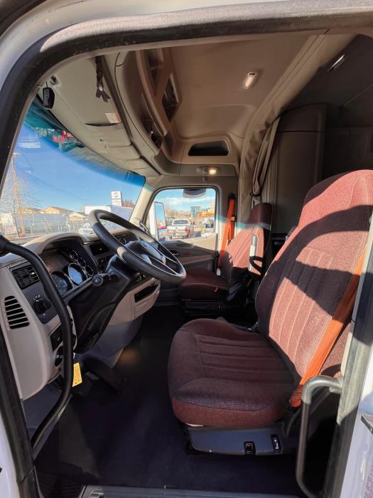 2022 Peterbilt 579-9