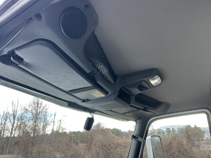 2025 International LT625-21