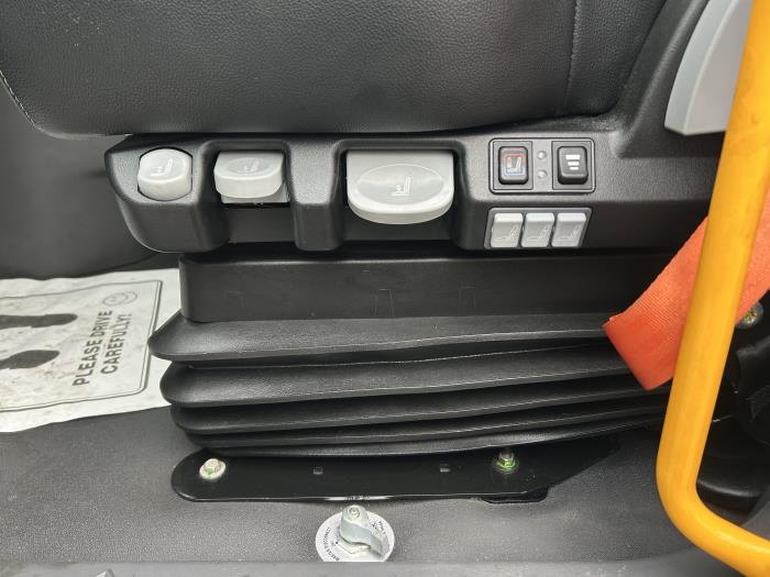 2025 International LT625-18