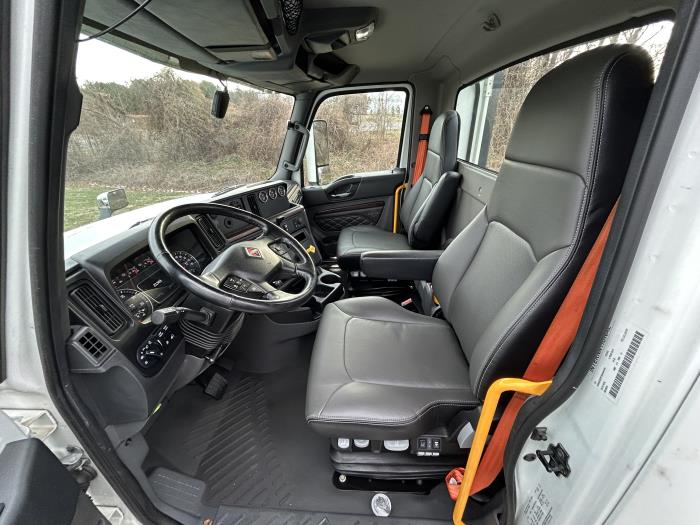 2025 International LT625-12