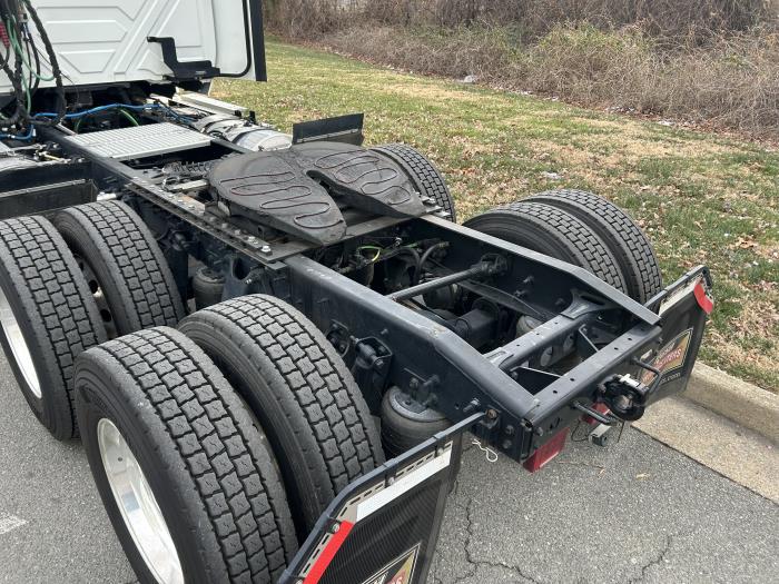 2025 International LT625-9