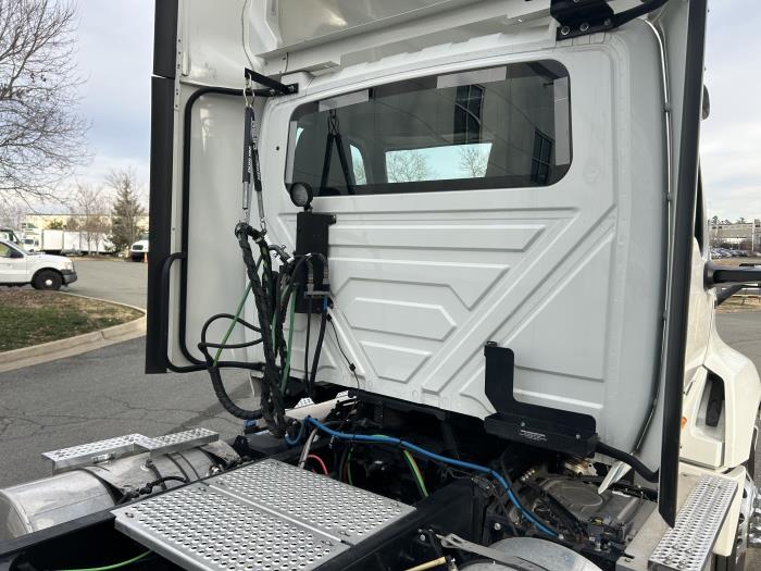 2025 International LT625-8