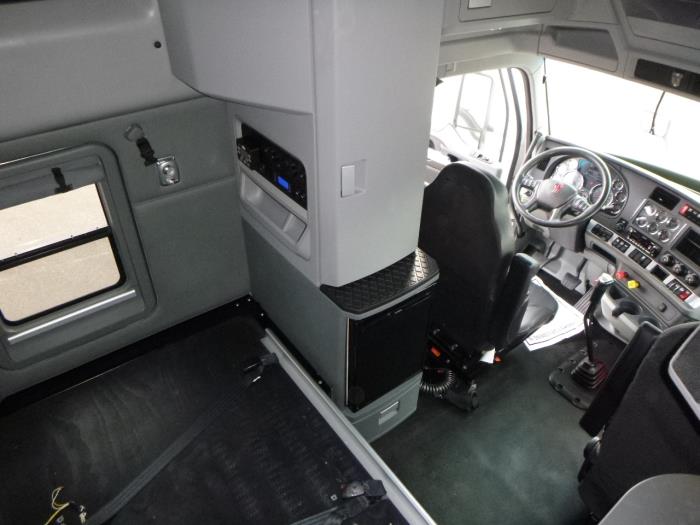 2021 Kenworth T680-13