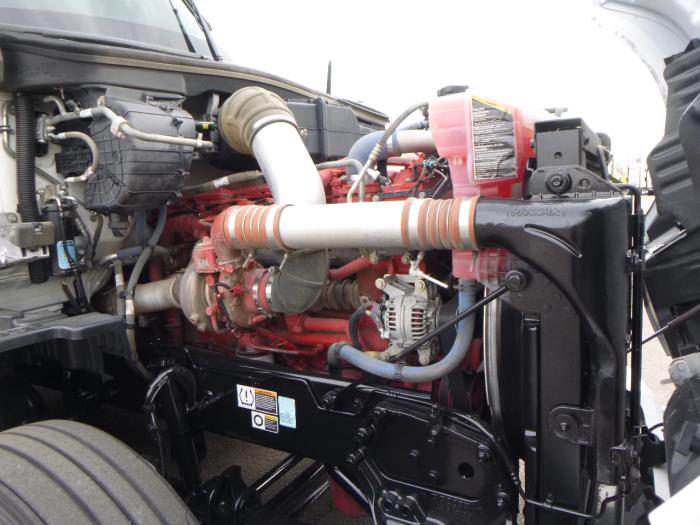 2021 Kenworth T680-26