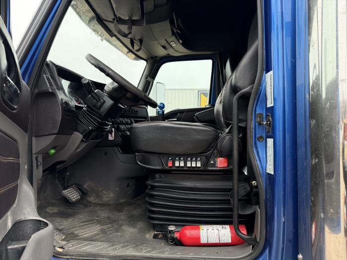 2020 International LT625-10