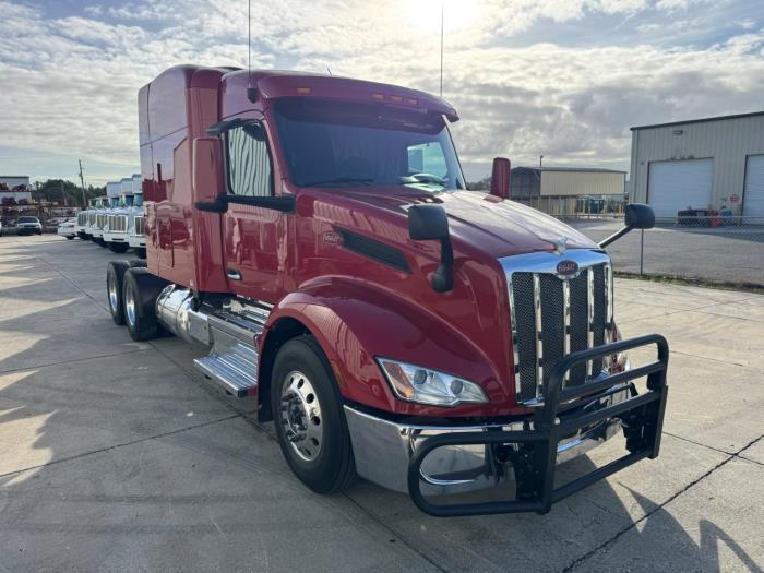 2022 Peterbilt 579-3