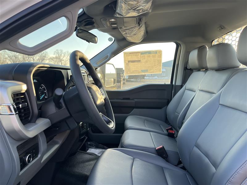 2025 Ford F-550 Regular Cab DRW 4x4 Flatbed Truck for sale #1985689 - photo 10