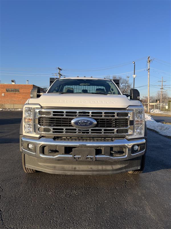 2025 Ford F-550 Regular Cab DRW 4x4 Flatbed Truck for sale #1985689 - photo 3