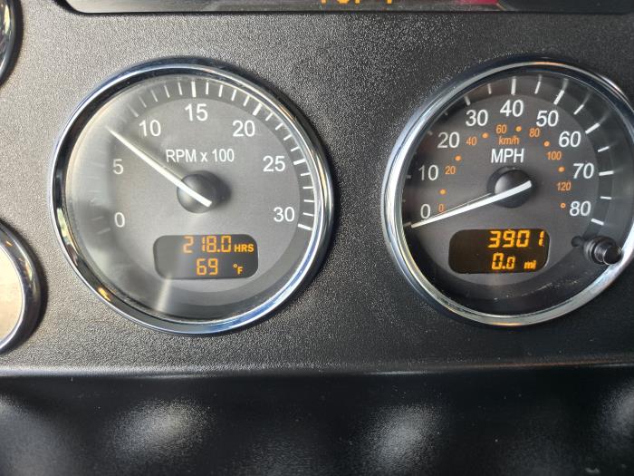 2018 Peterbilt 337-1