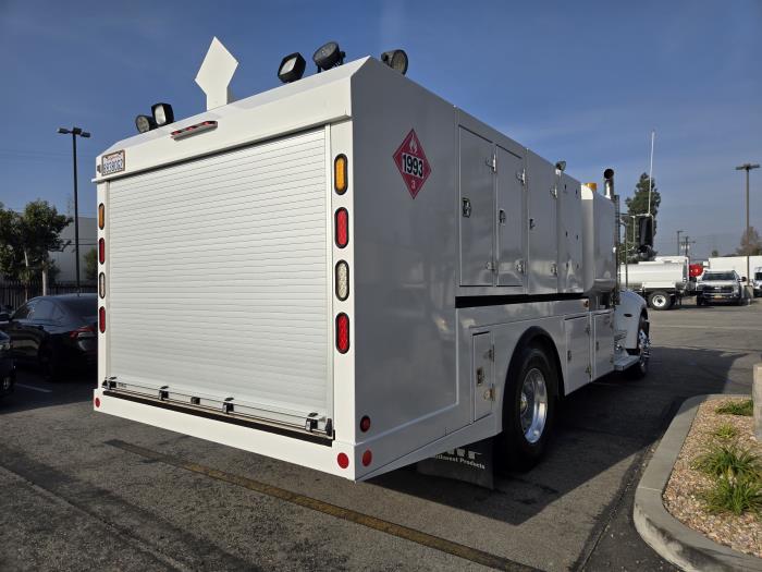 2018 Peterbilt 337-9