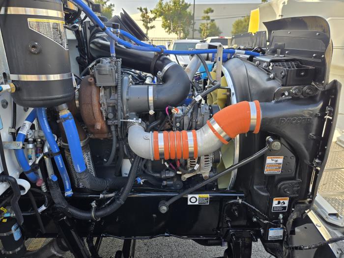 2018 Peterbilt 337-23