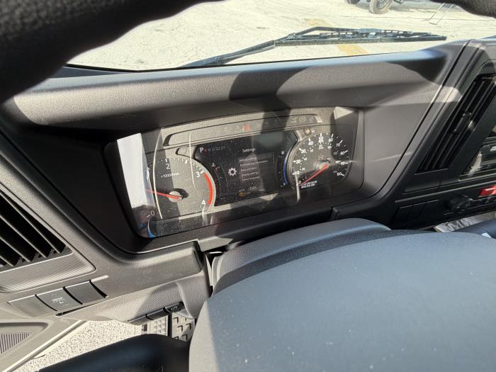 2025 Isuzu NPR-HD-13