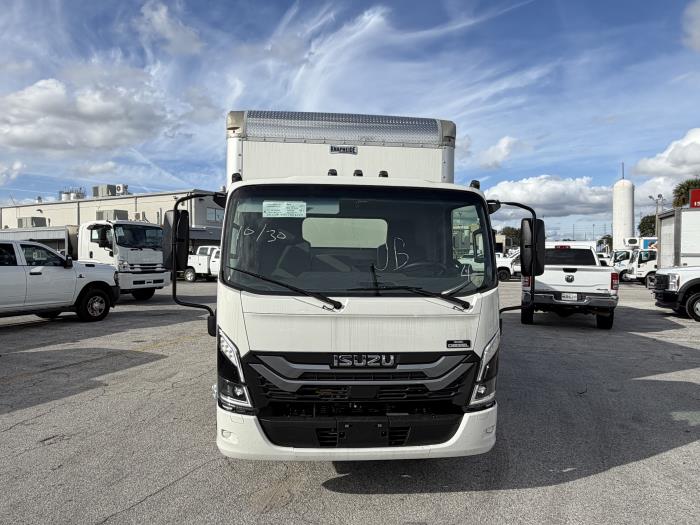 2025 Isuzu NPR-HD-11