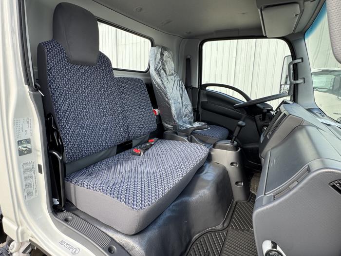 2026 Isuzu NPR-HD-15