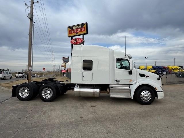 2022 Peterbilt 579-5