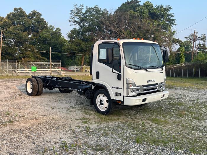 2026 Isuzu NPR-HD-3