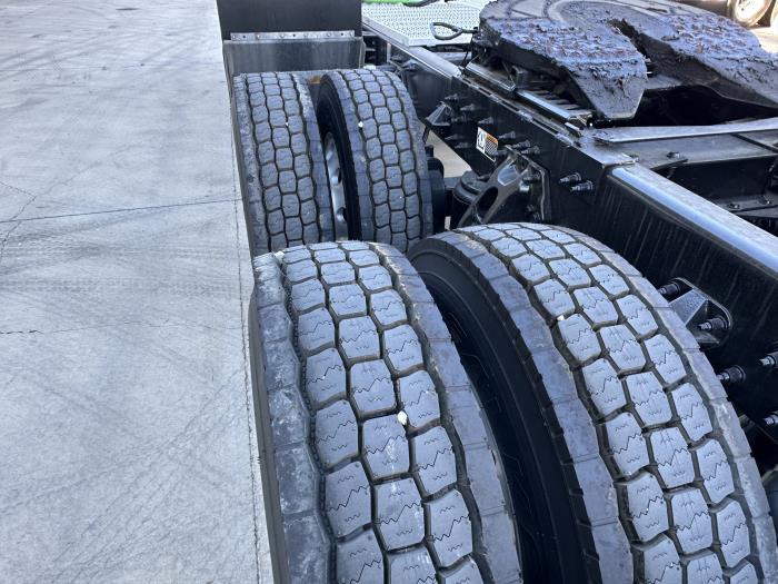 2020 Peterbilt 579-3